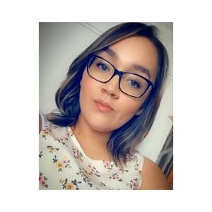 Meet your Posher, Roxanne